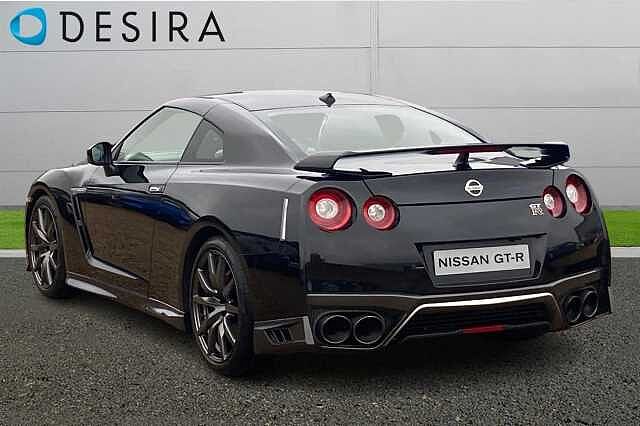 Nissan GT-R 3.8 (570ps) 4X4 Recaro 2-Door Coupe
