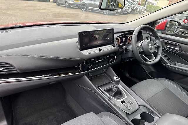 Nissan Qashqai 1.3 DIG-T (158ps) N-Connecta