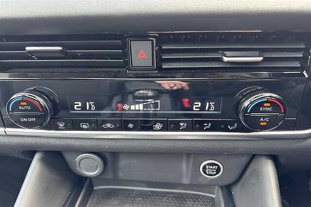 Nissan Qashqai 1.3 DIG-T (158ps) N-Connecta