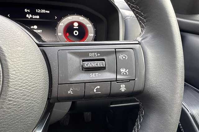 Nissan Qashqai 1.3 DIG-T (158ps) N-Connecta