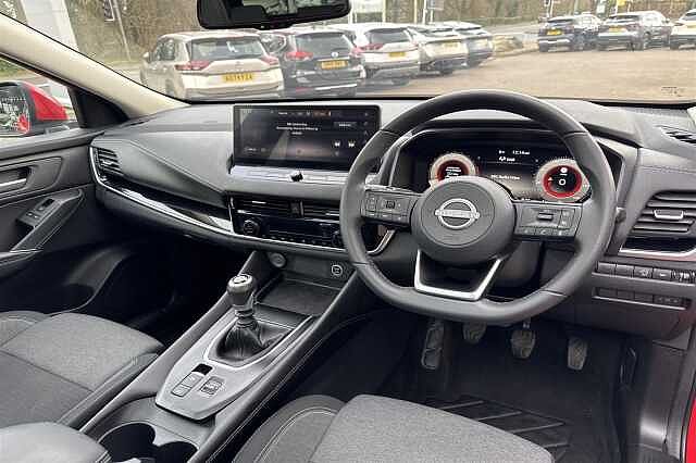 Nissan Qashqai 1.3 DIG-T (158ps) N-Connecta
