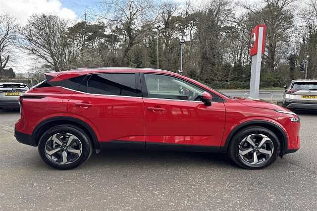 Nissan Qashqai 1.3 DIG-T (158ps) N-Connecta