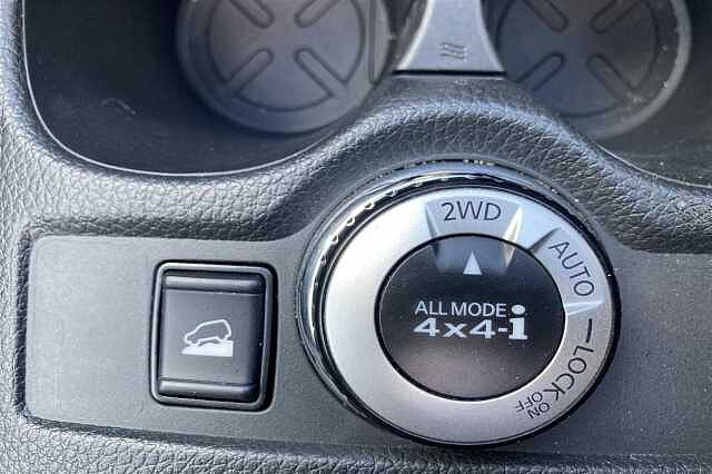 Nissan X-Trail 2.0 dCi 177 4X4 N-Connecta Station Wagon