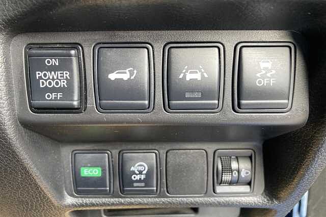 Nissan X-Trail 2.0 dCi 177 4X4 N-Connecta Station Wagon