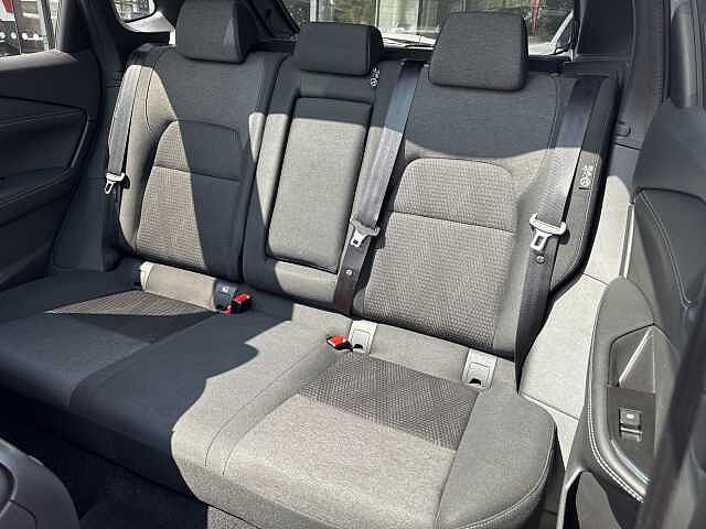 Nissan Qashqai 1.3 DiG-T MH N-Connecta 5dr