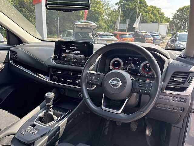 Nissan Qashqai 1.3 DiG-T MH N-Connecta 5dr