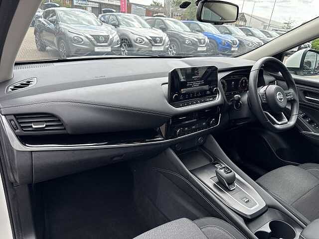 Nissan Qashqai 1.3 DiG-T MH 158 N-Connecta 5dr Xtronic