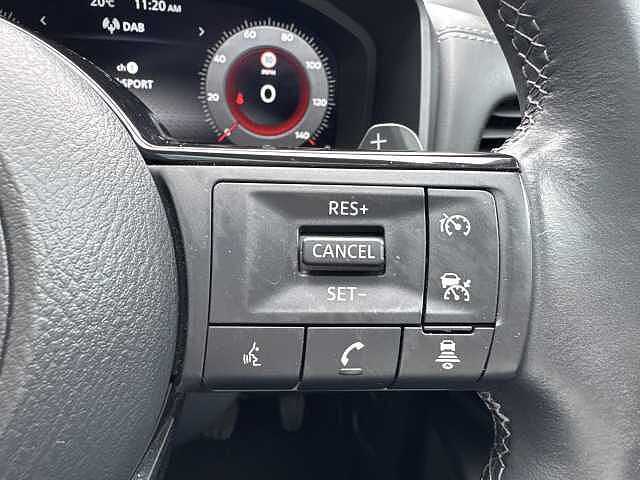 Nissan Qashqai 1.3 DiG-T MH 158 N-Connecta 5dr Xtronic