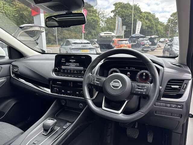 Nissan Qashqai 1.3 DiG-T MH 158 N-Connecta 5dr Xtronic