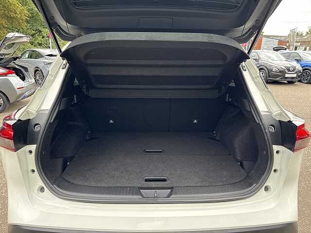 Nissan Qashqai 1.3 DiG-T MH 158 N-Connecta 5dr Xtronic