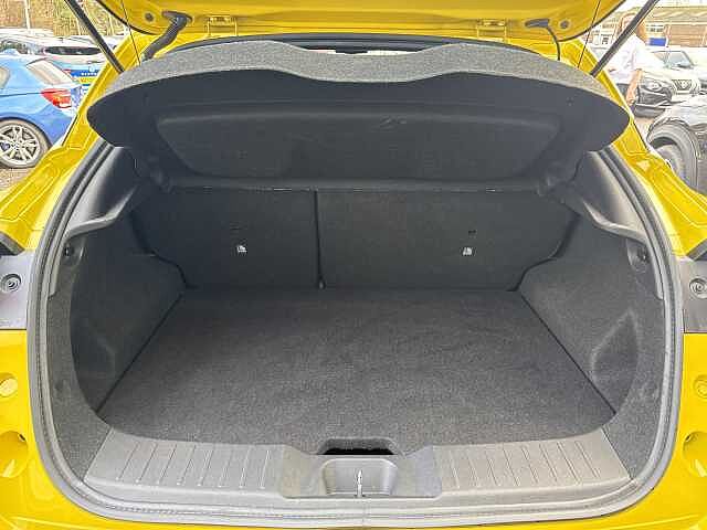 Nissan Juke 1.0 DiG-T N-Connecta 5dr DCT