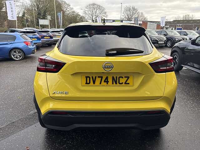 Nissan Juke 1.0 DiG-T N-Connecta 5dr DCT