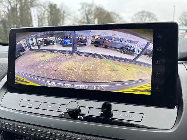 Nissan Qashqai 1.3 DiG-T MH Acenta Premium 5dr