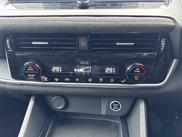 Nissan Qashqai 1.3 DiG-T MH Acenta Premium 5dr