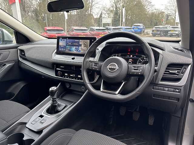 Nissan Qashqai 1.3 DiG-T MH Acenta Premium 5dr