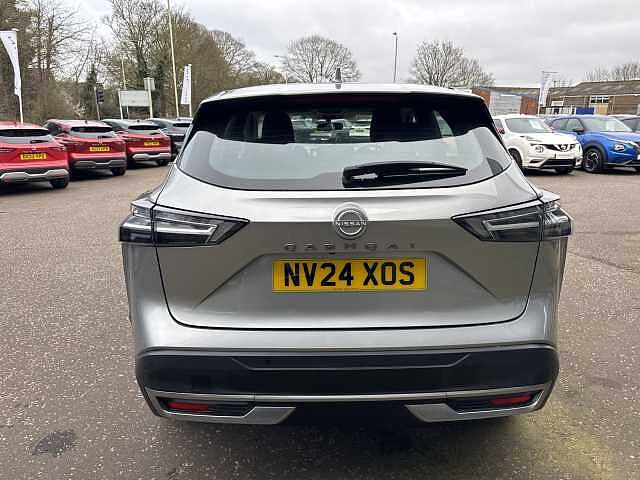 Nissan Qashqai 1.3 DiG-T MH Acenta Premium 5dr