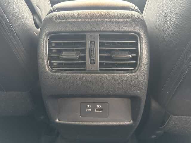 Nissan Qashqai 1.3 DiG-T MH 158 Tekna 5dr Xtronic