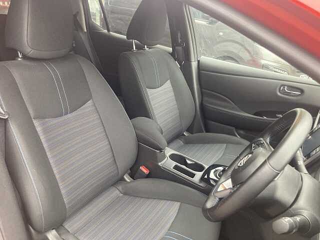 Nissan LEAF 110kW N-Connecta 39kWh 5dr Auto